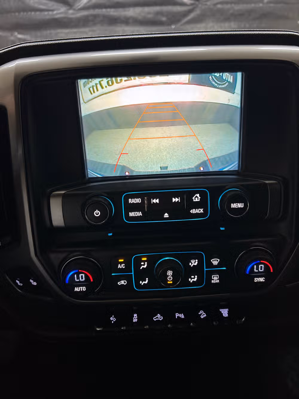 2016 Chevrolet Silverado 2500HD LTZ Crew Cab Image 16