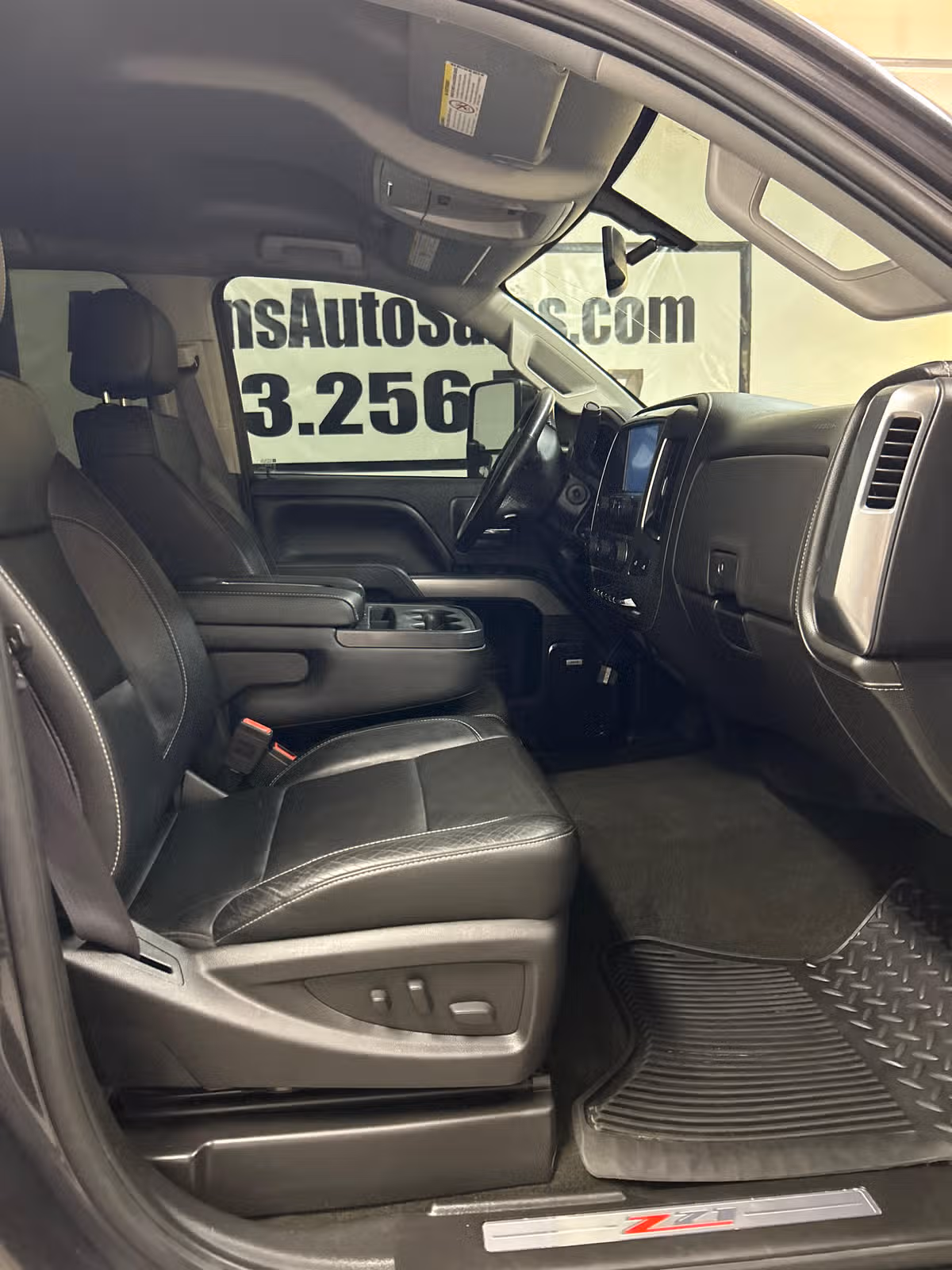 2016 Chevrolet Silverado 2500HD LTZ Crew Cab Image 13
