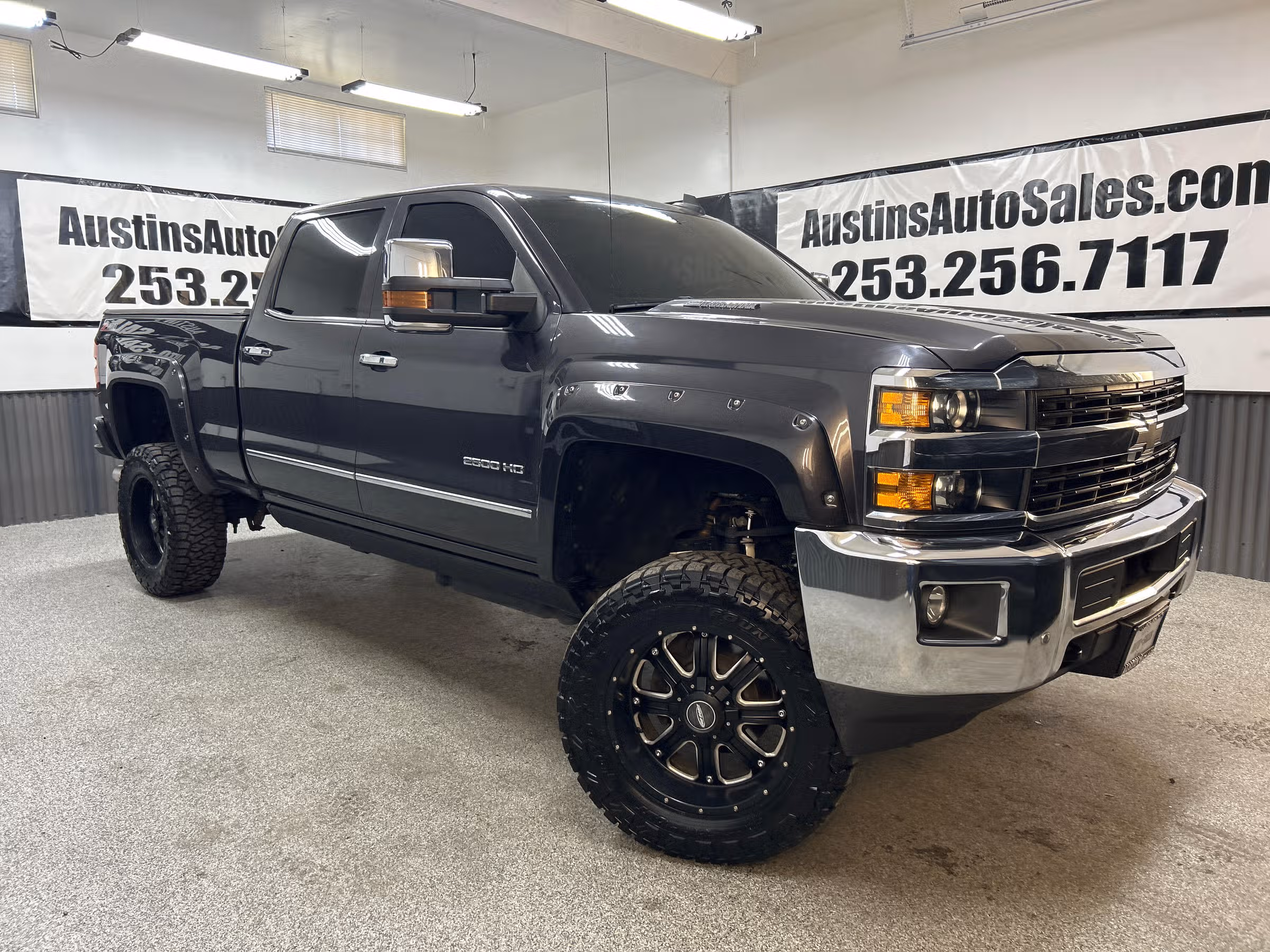2016 Chevrolet Silverado 2500HD LTZ Crew Cab Image 1