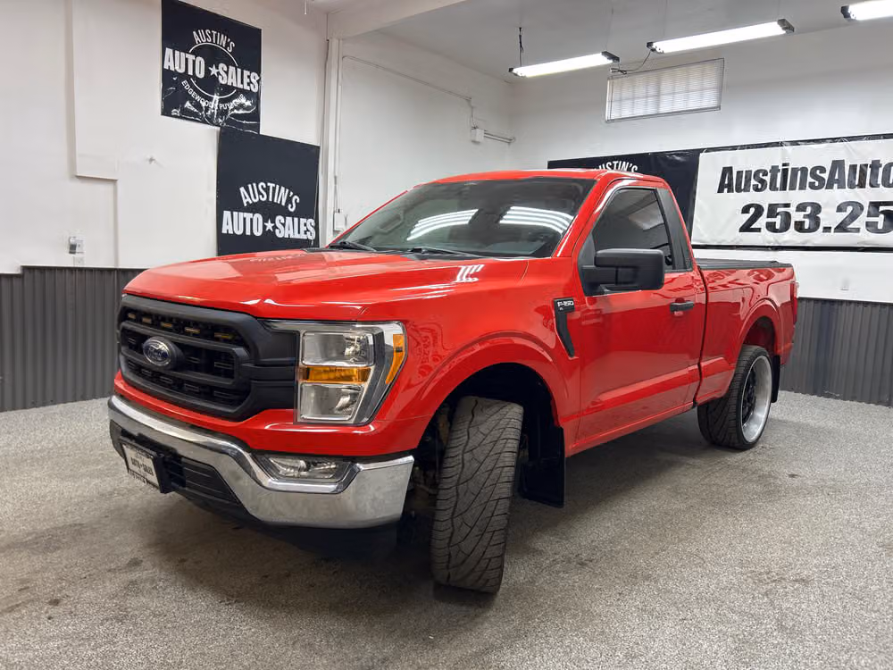 2021 Ford F-150 XL Regular Cab Image 3