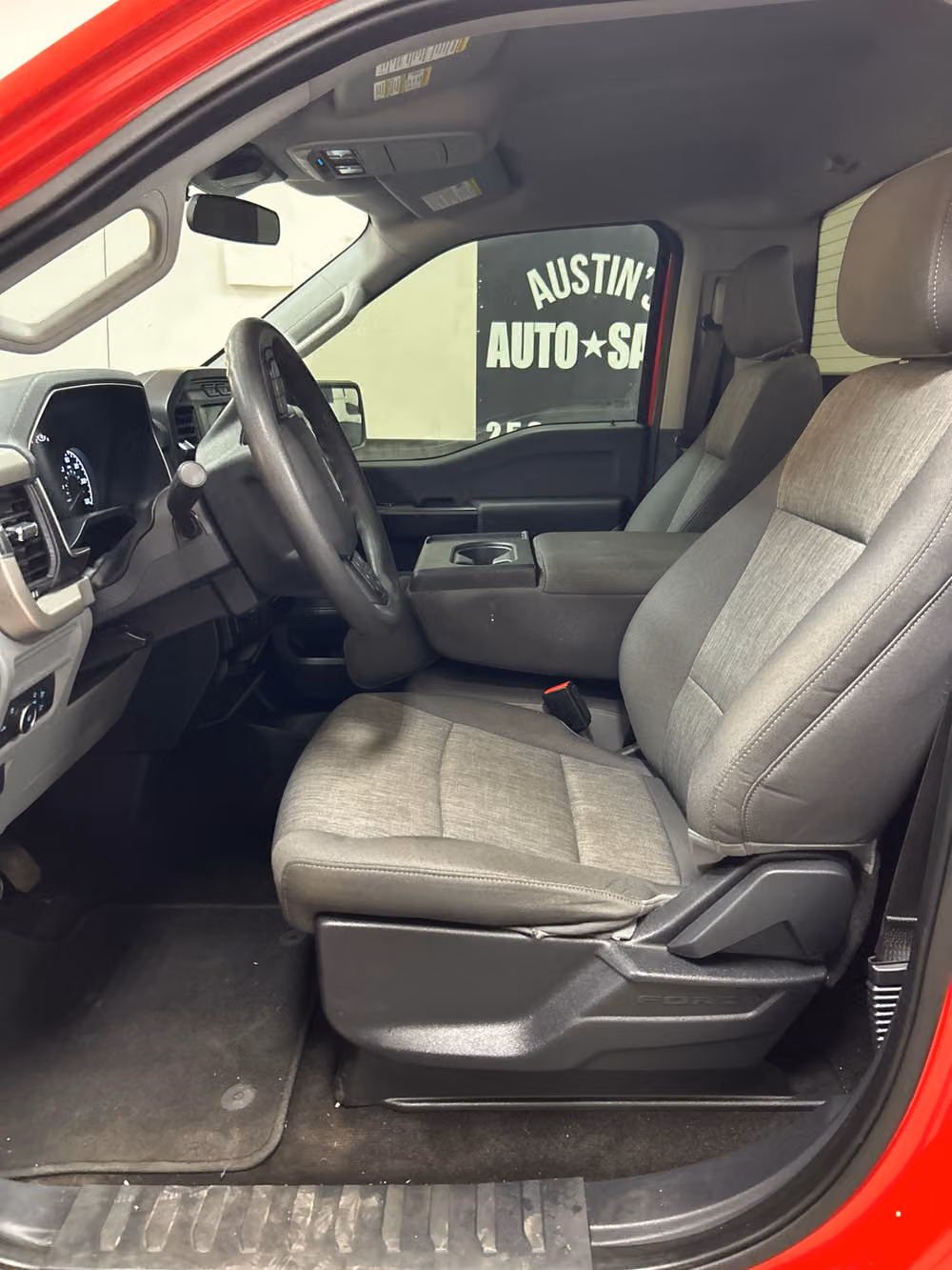 2021 Ford F-150 XL Regular Cab Image 8