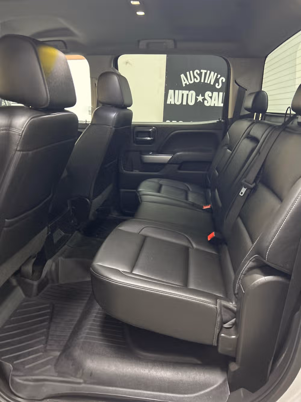 2018 Chevrolet Silverado 1500 LT Z71 Crew Cab Image 10