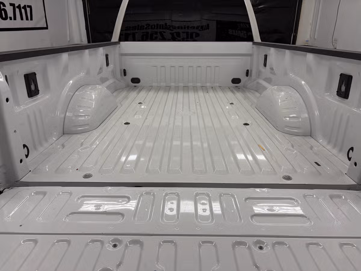 2019 Ford F-350 Super Duty Lariat Crew Cab Image 22