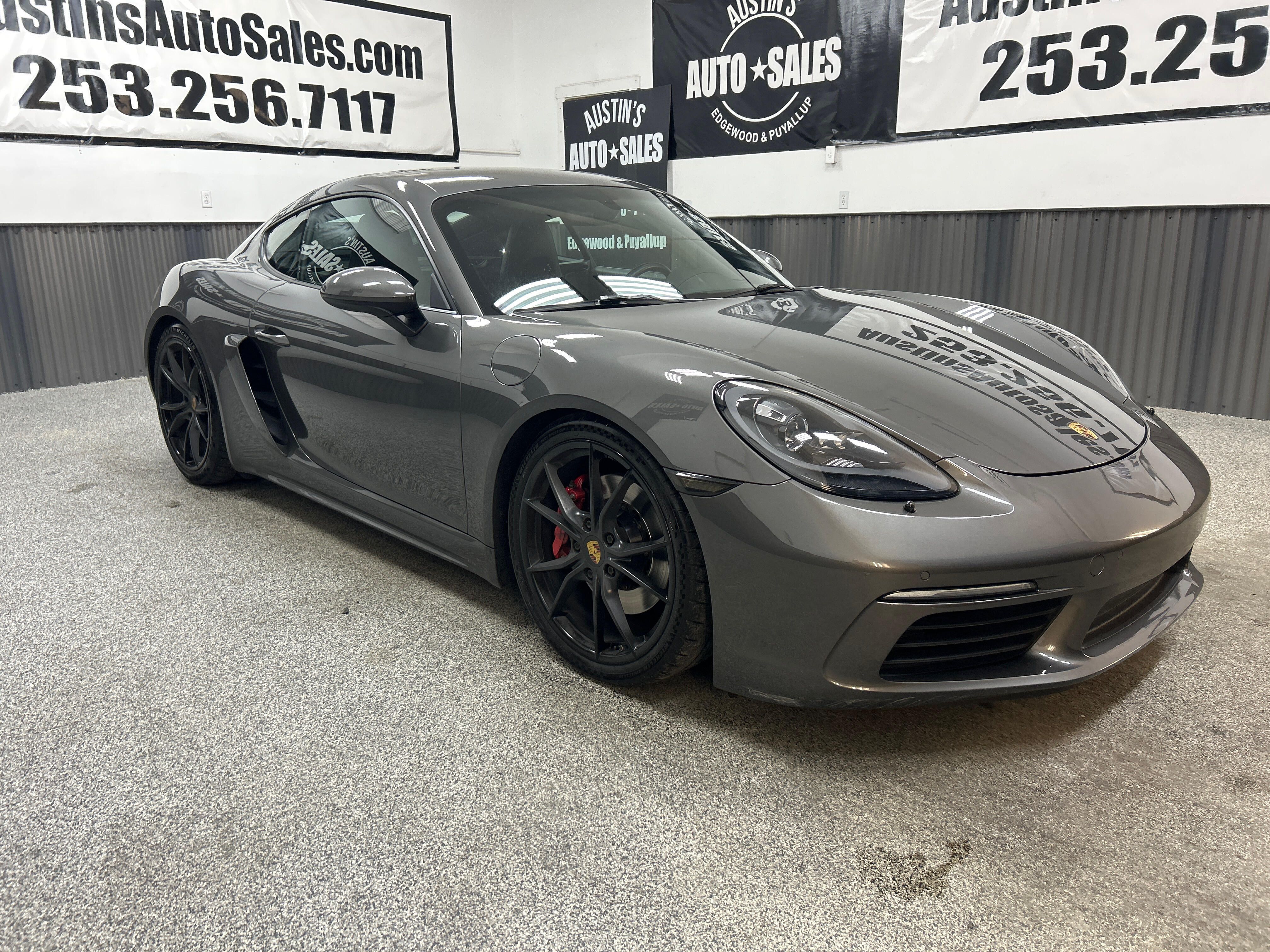 2018 Porsche 718 Cayman's photo