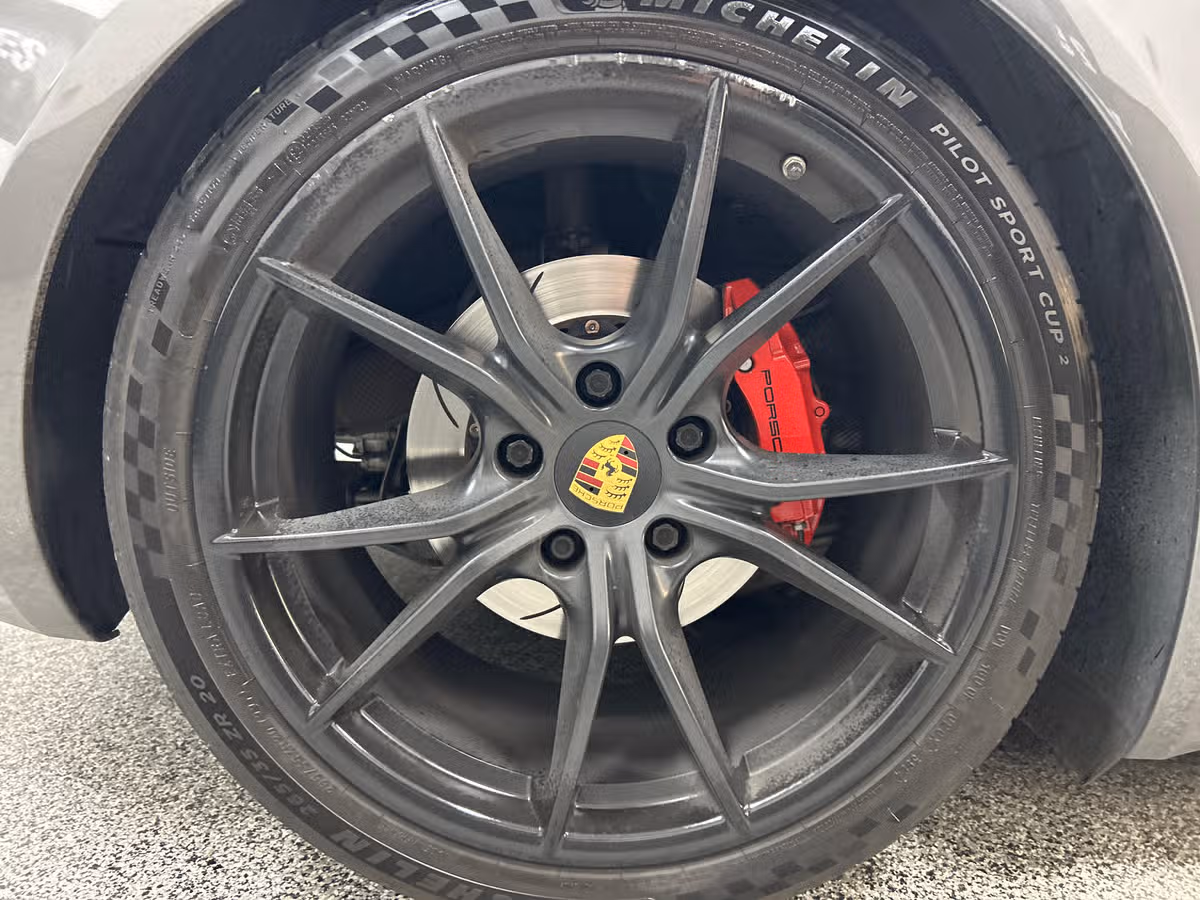 2018 Porsche 718 Cayman Base Image 7