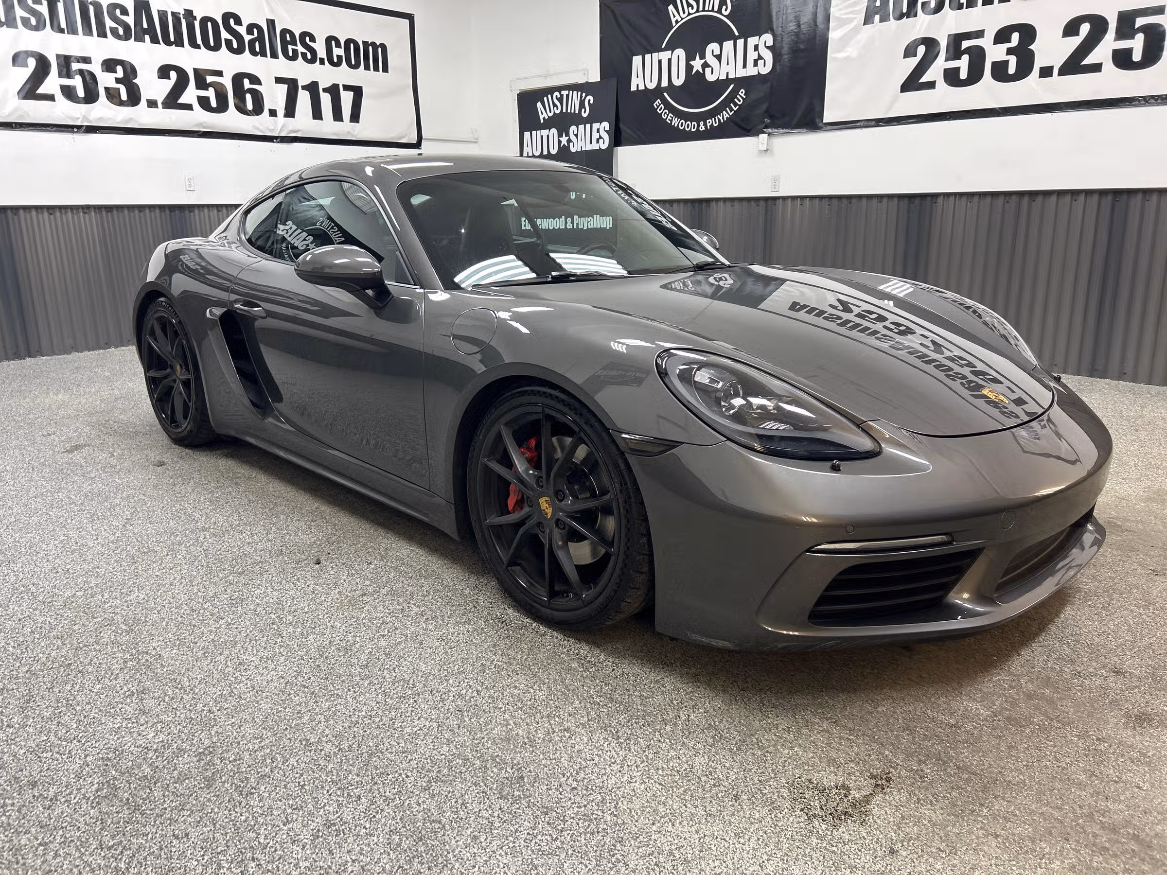 2018 Porsche 718 Cayman Base Image 1