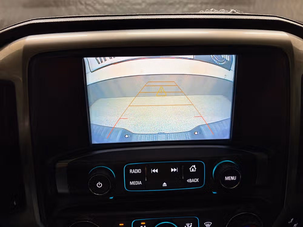 2018 Chevrolet Silverado 1500 LTZ Z71 Crew Cab Image 15