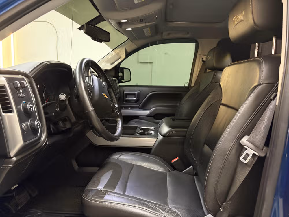 2018 Chevrolet Silverado 1500 LTZ Z71 Crew Cab Image 20