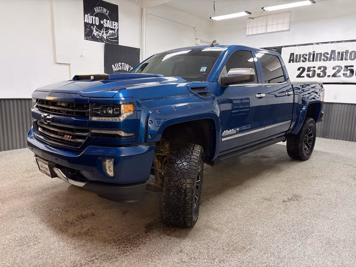 2018 Chevrolet Silverado 1500 LTZ Z71 Crew Cab Image 6