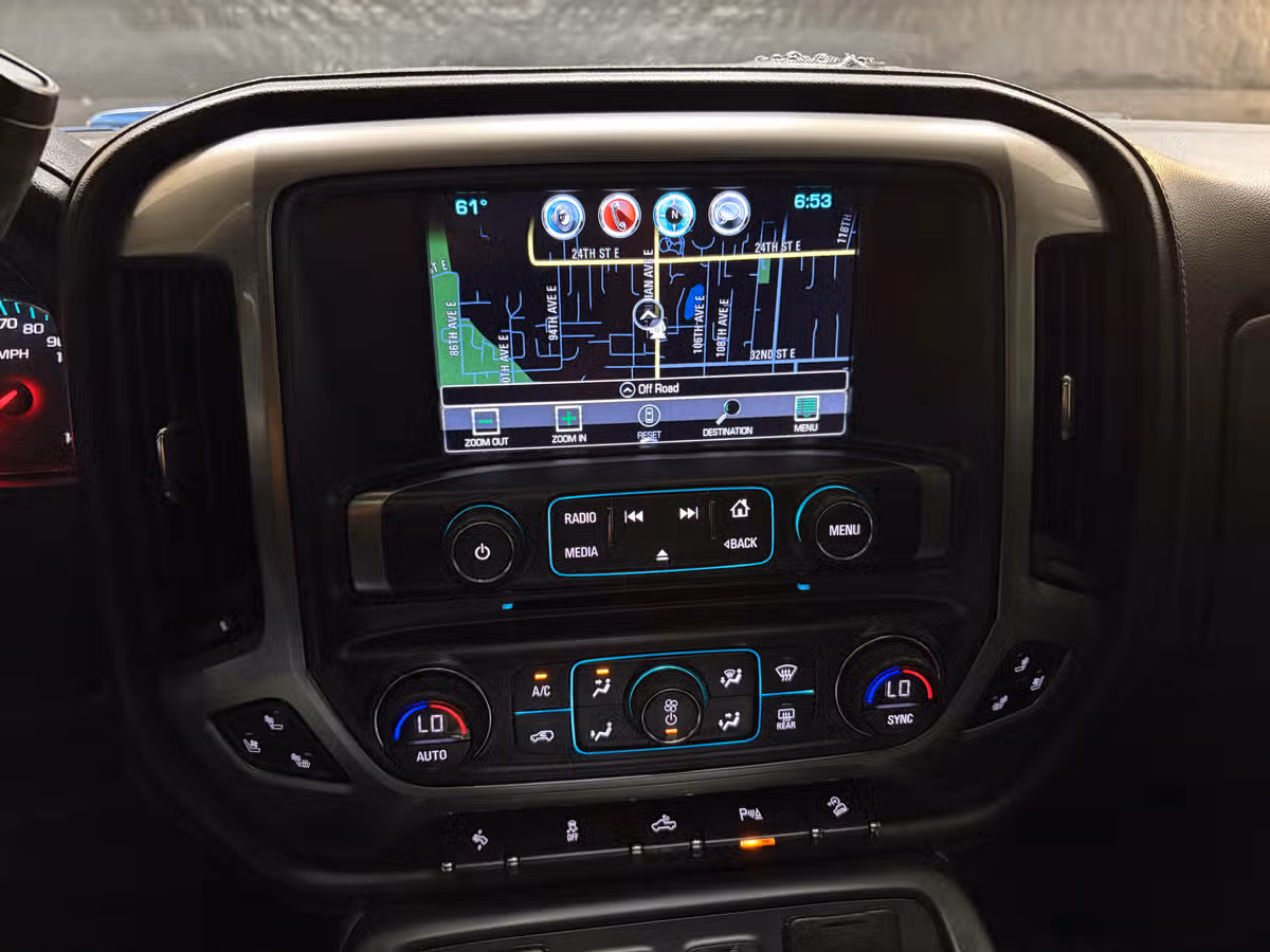 2018 Chevrolet Silverado 1500 LTZ Z71 Crew Cab Image 14