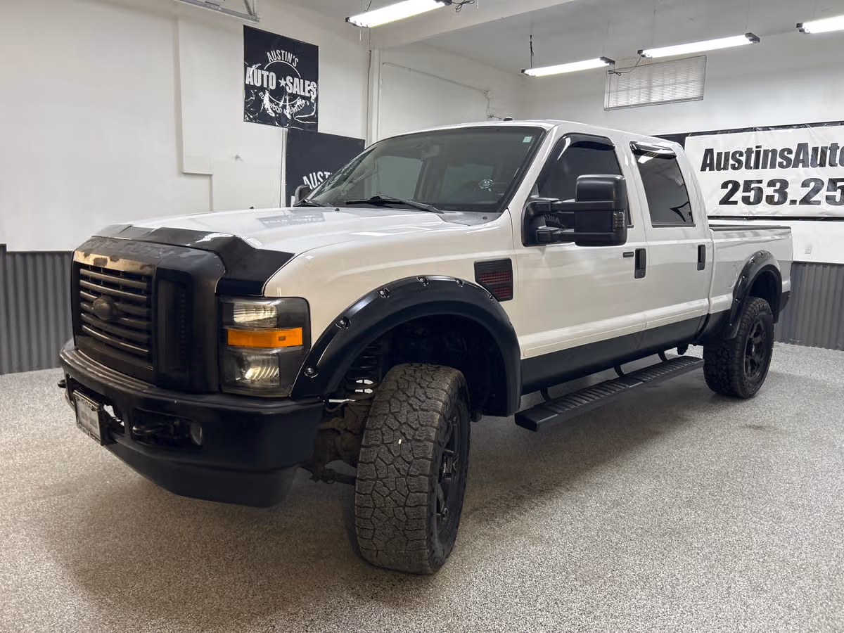 2008 Ford F-350 Super Duty Lariat Crew Cab Image 3