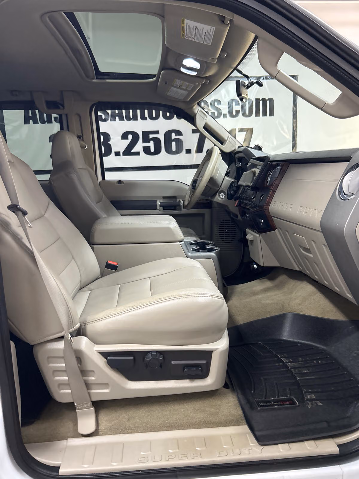 2008 Ford F-350 Super Duty Lariat Crew Cab Image 13