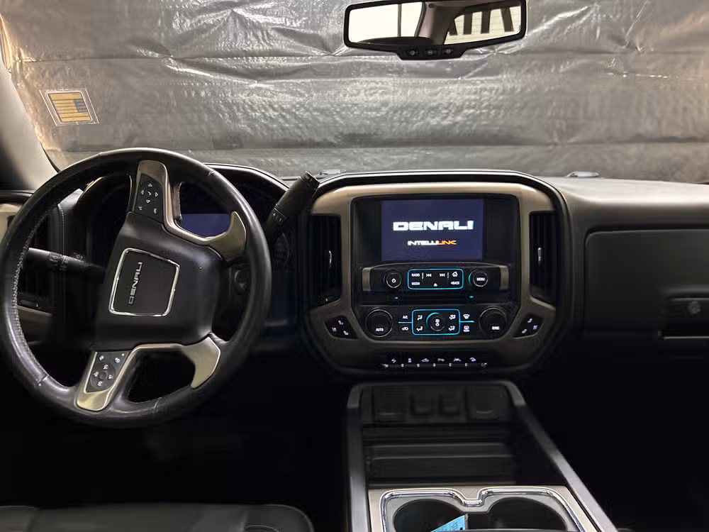2017 GMC Sierra 1500 Denali Crew Cab Image 11