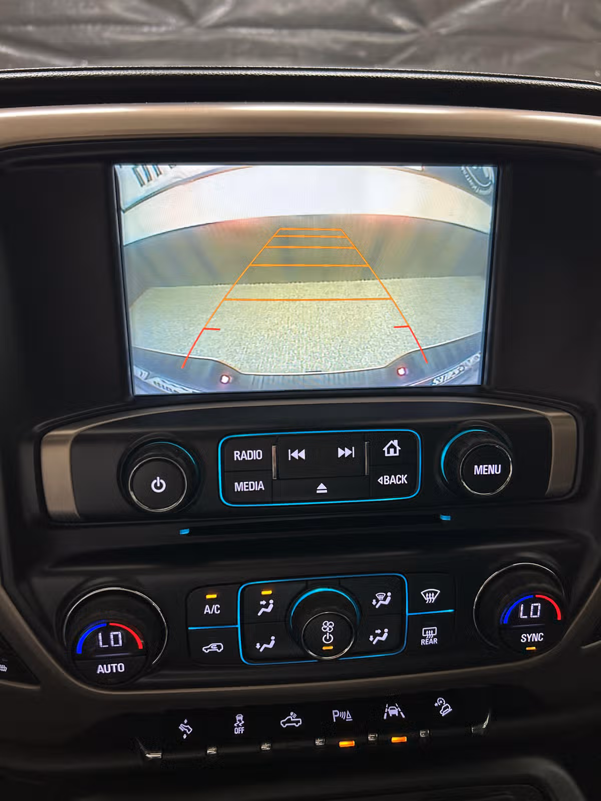 2017 GMC Sierra 1500 Denali Crew Cab Image 15
