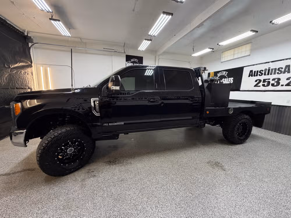 2019 Ford F-350 Super Duty Lariat Crew Cab Image 7