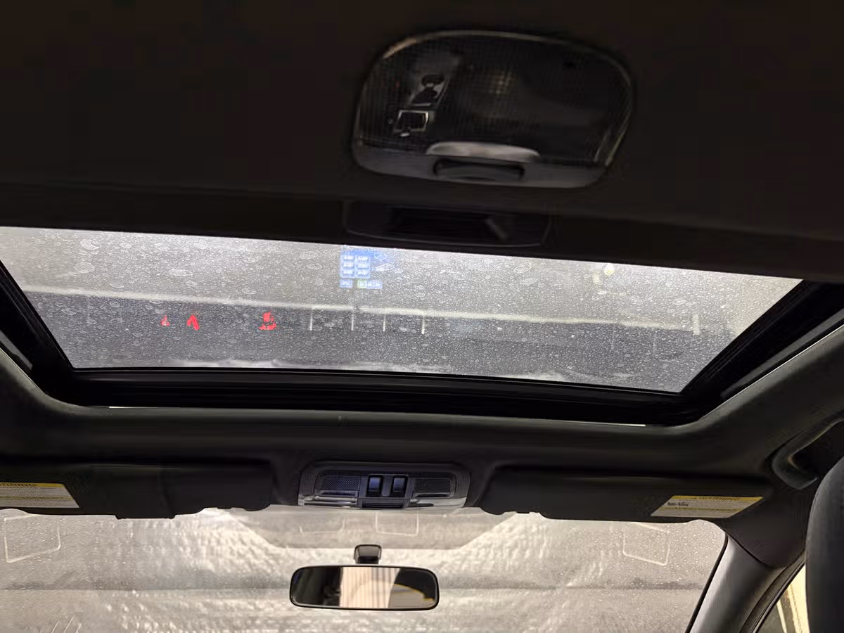 2017 Subaru WRX Premium Image 16