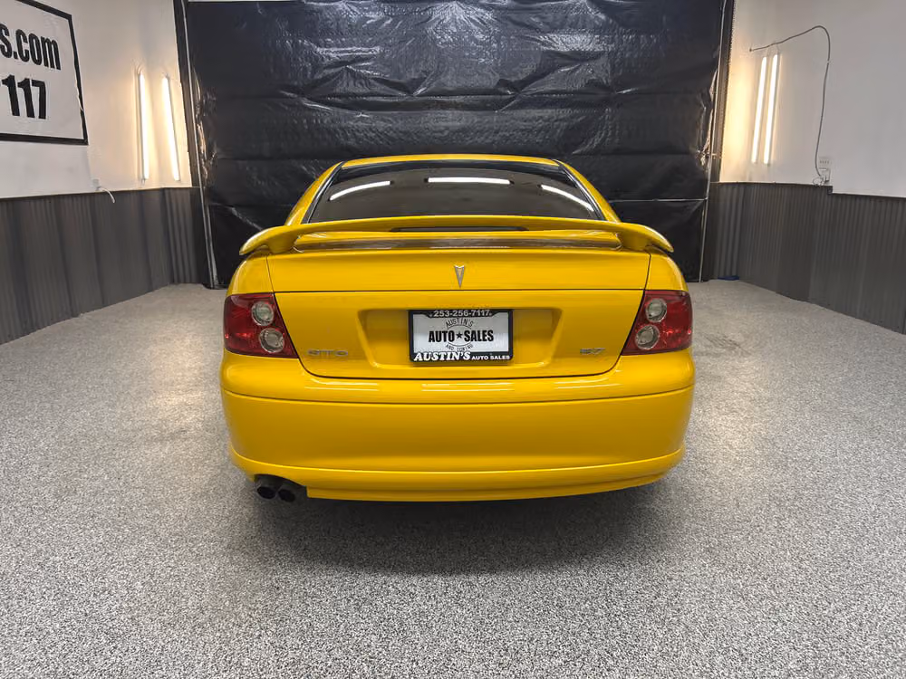 2004 Pontiac GTO Base Image 5