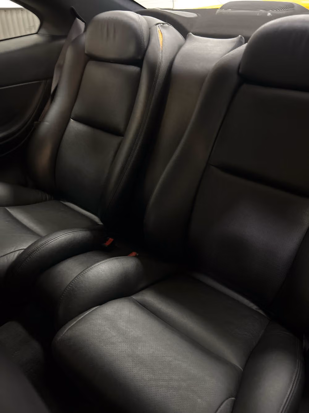 2004 Pontiac GTO Base Image 9