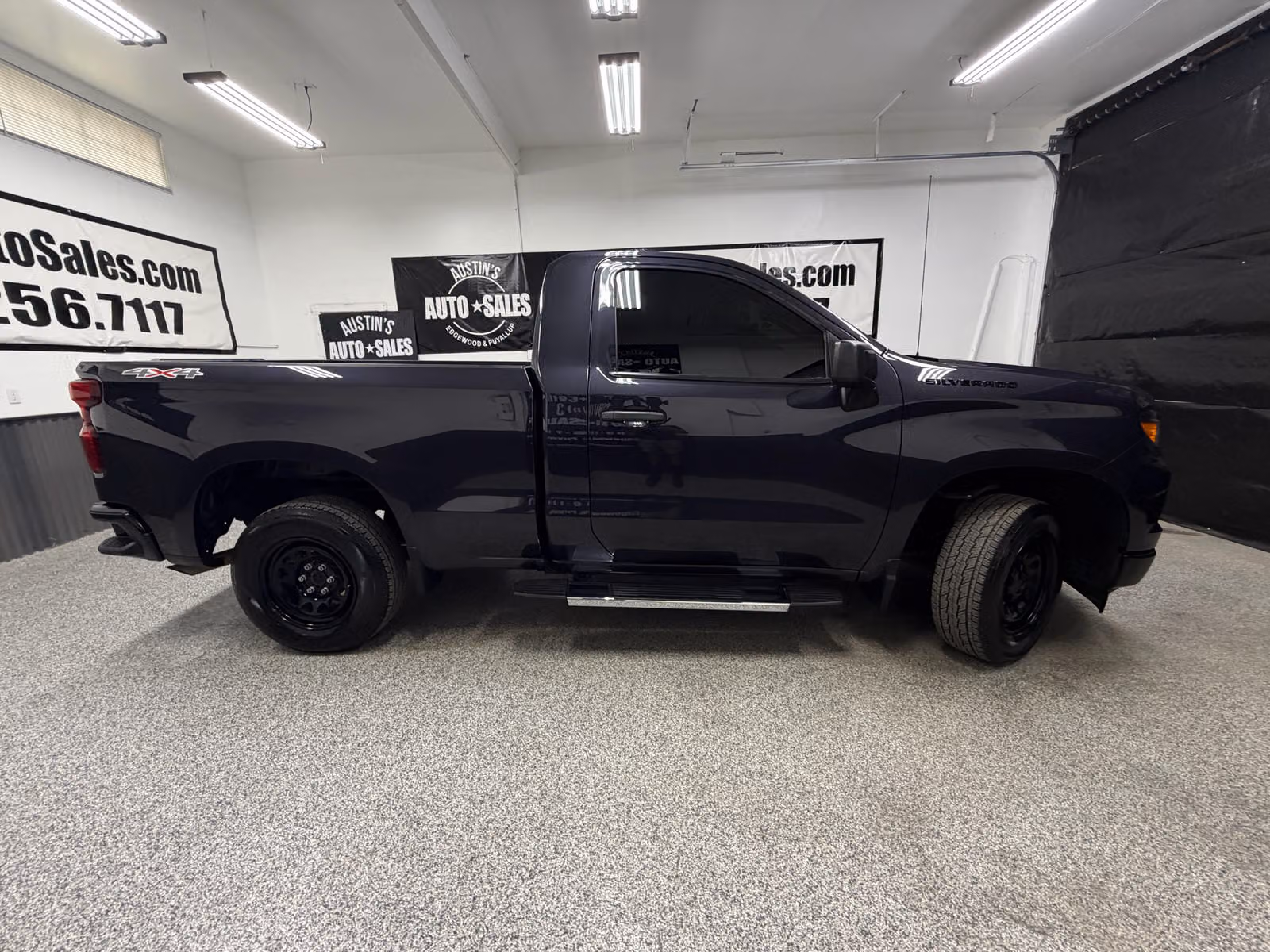 2024 Chevrolet Silverado 1500 Work Truck Regular Cab Upper Image 2