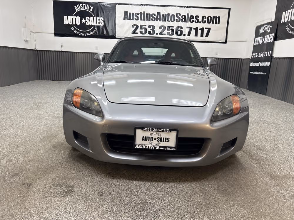 2001 Honda S2000 Base Image 2