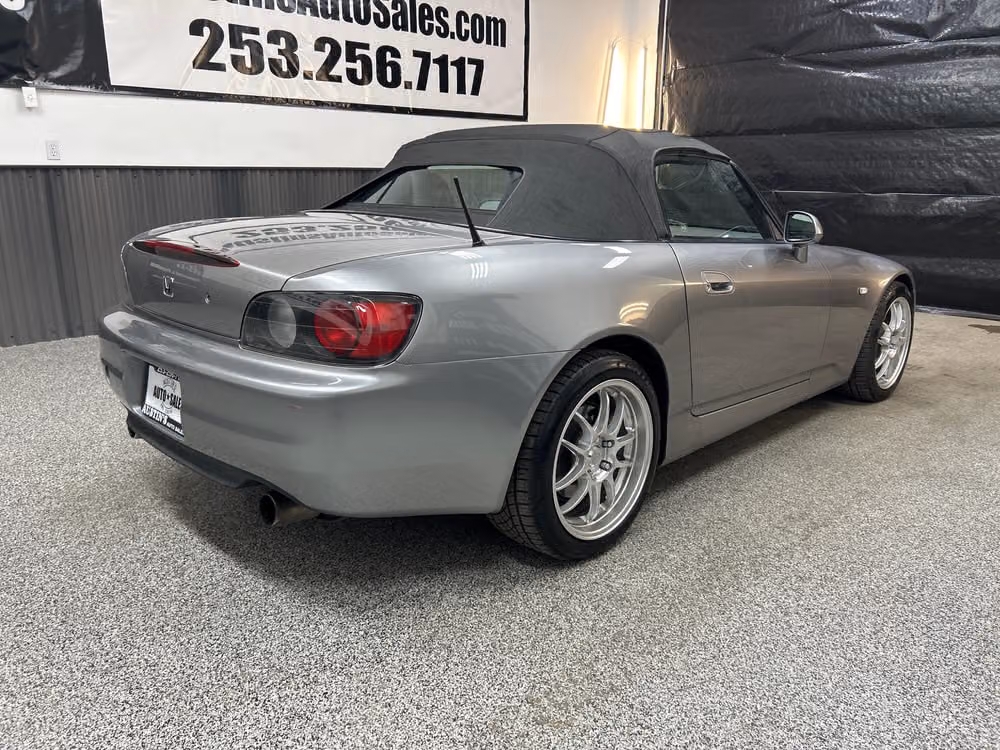 2001 Honda S2000 Base Image 6