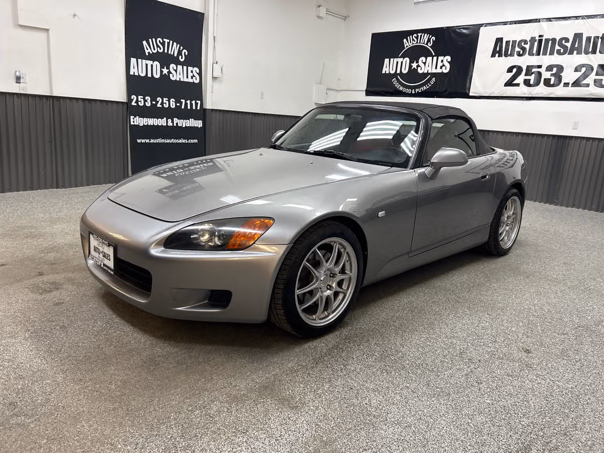 2001 Honda S2000 Base Image 3