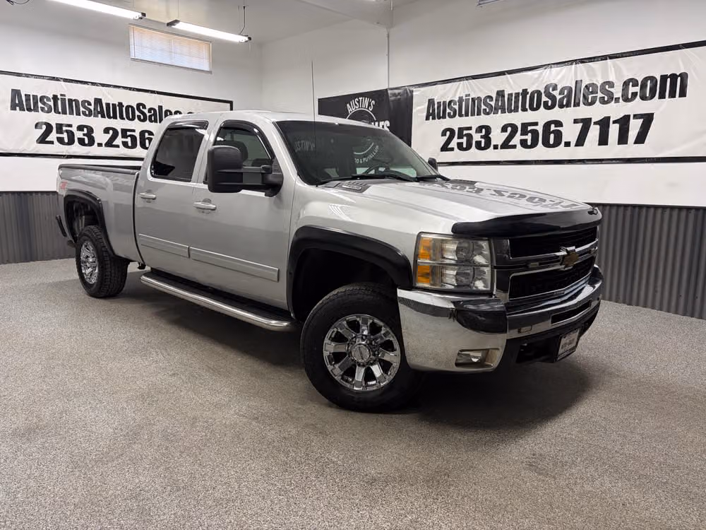 2010 Chevrolet Silverado 2500HD LTZ Crew Cab Image 1