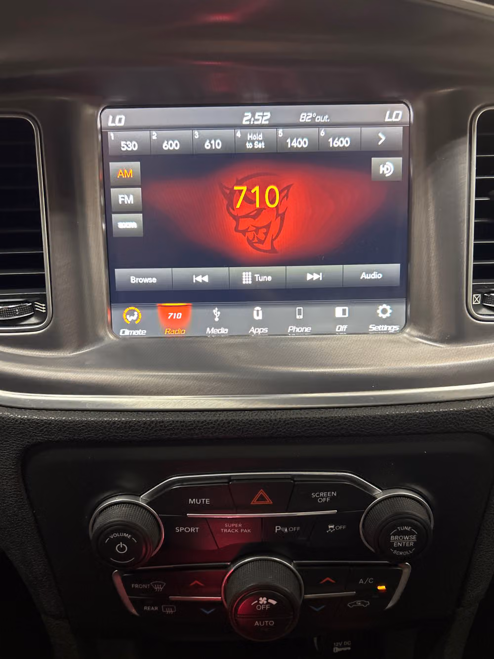 2019 Dodge Charger GT Image 13