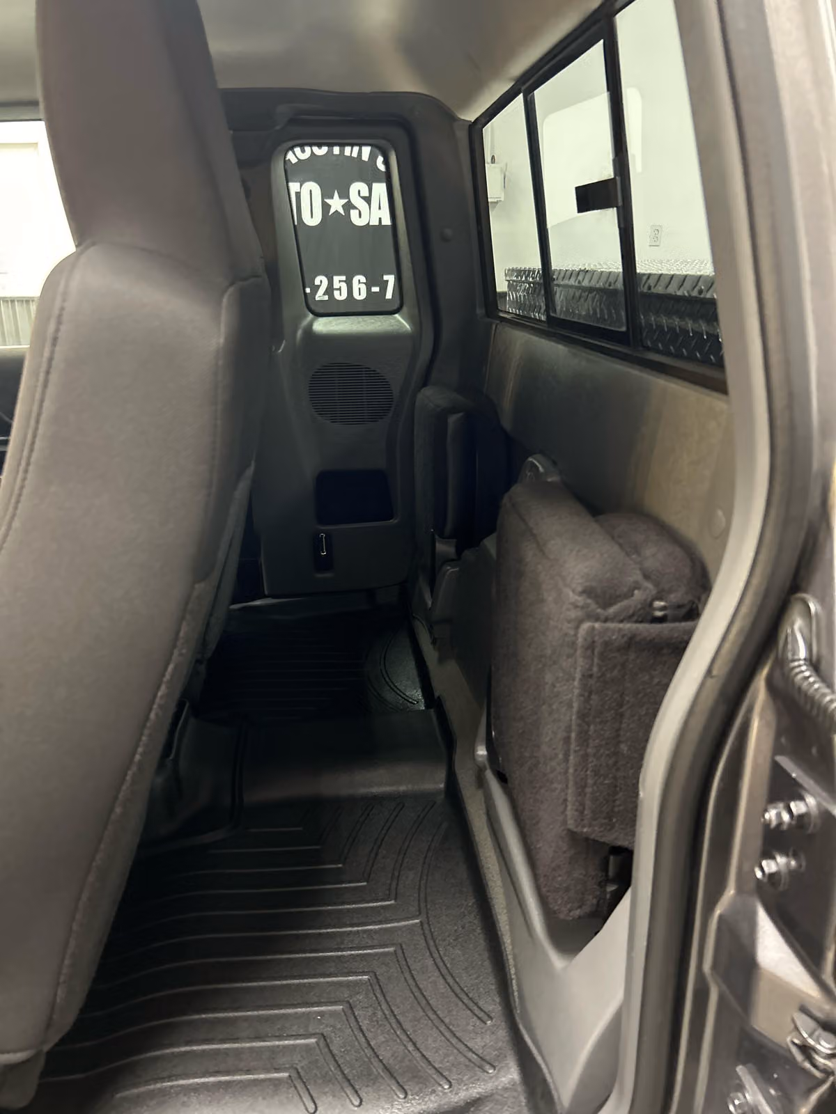 2004 Ford Ranger XLT Appearance SuperCab Image 8
