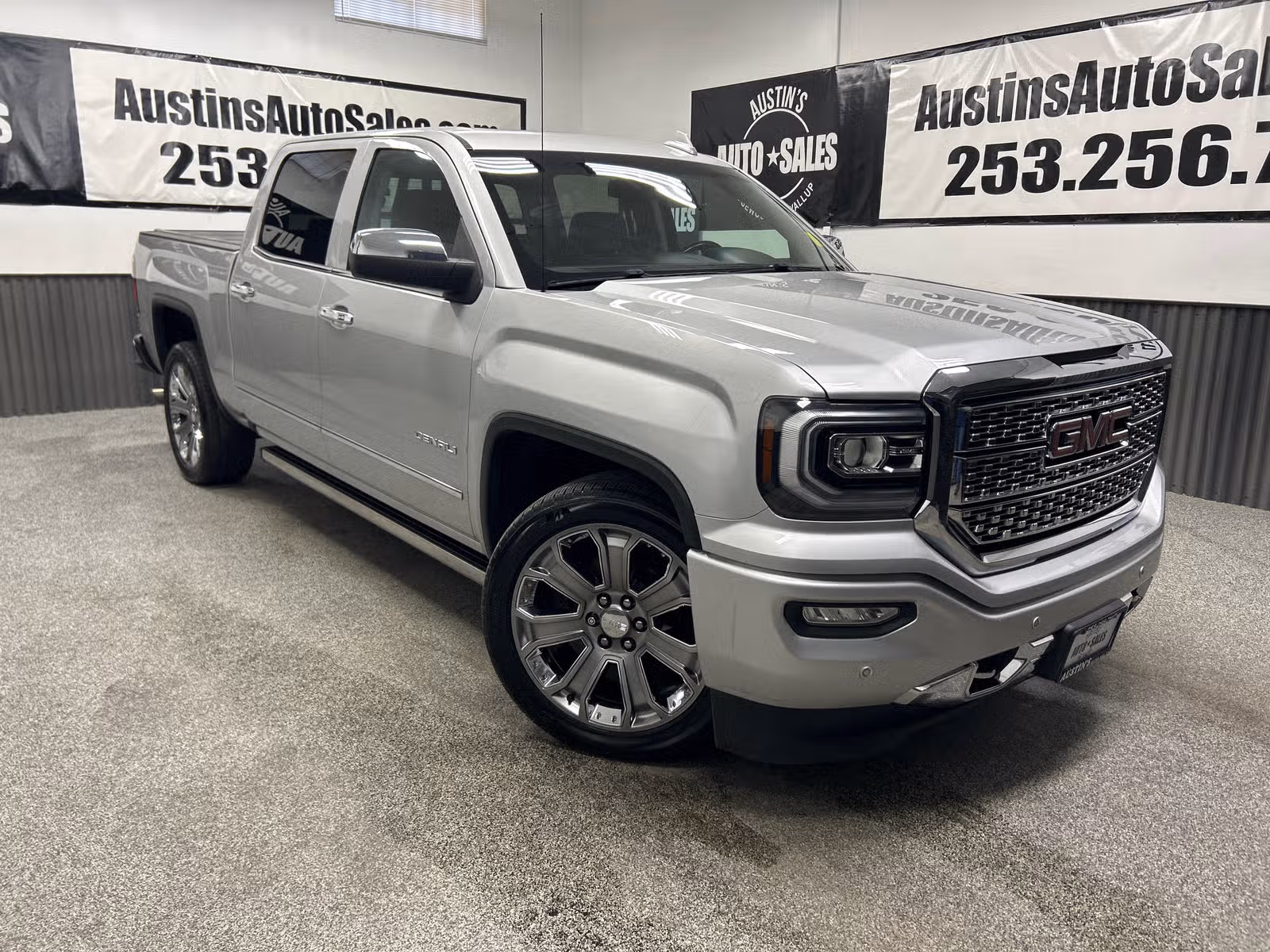 2018 GMC Sierra 1500 Denali Crew Cab Upper Image 1