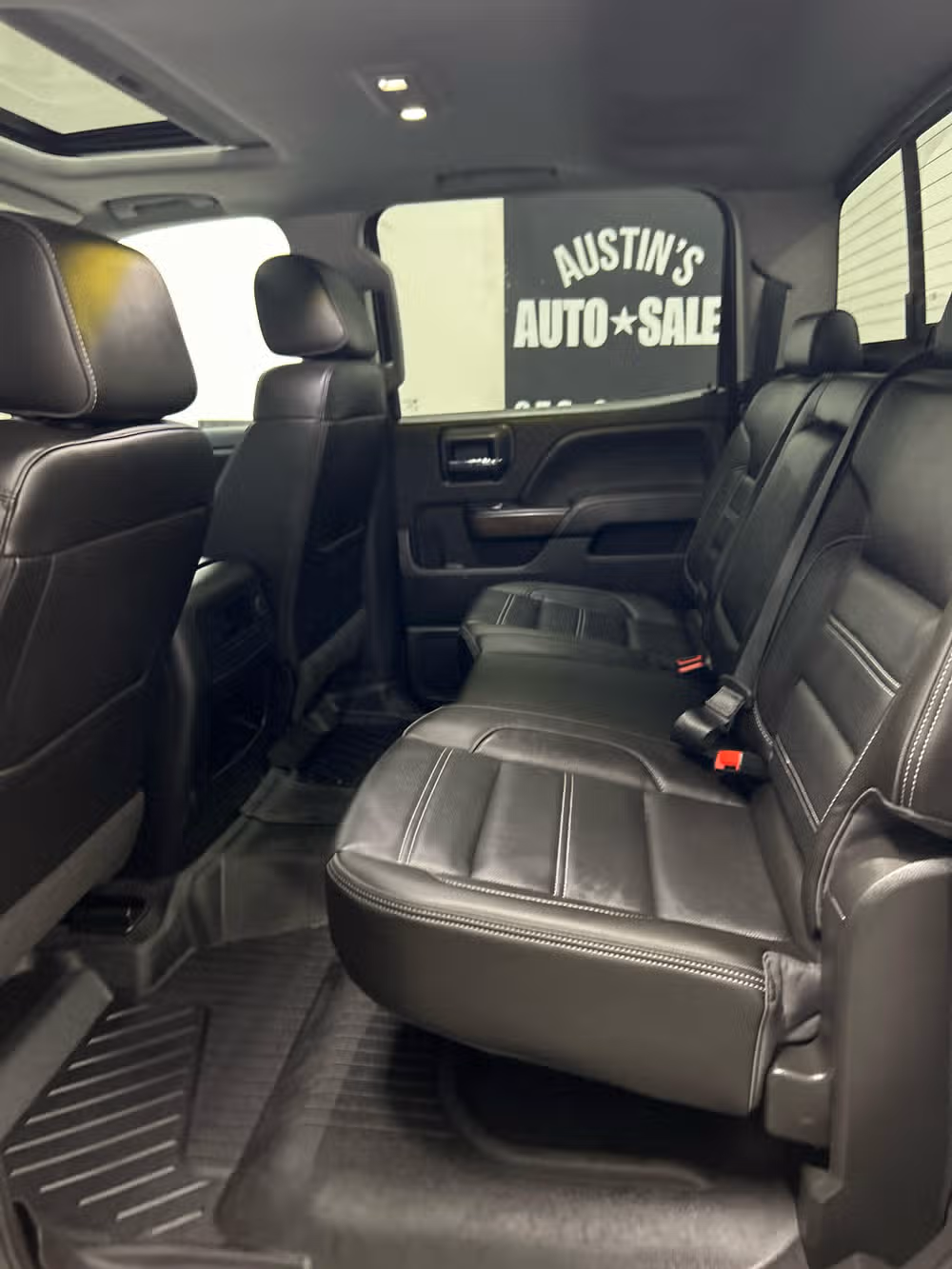 2018 GMC Sierra 1500 Denali Crew Cab Image 10