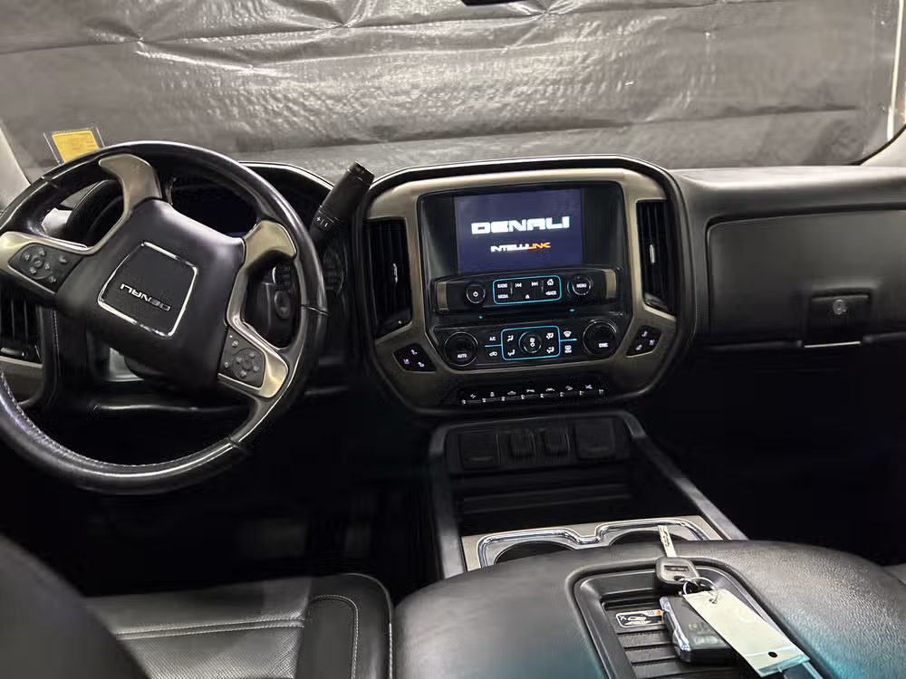 2018 GMC Sierra 1500 Denali Crew Cab Image 11
