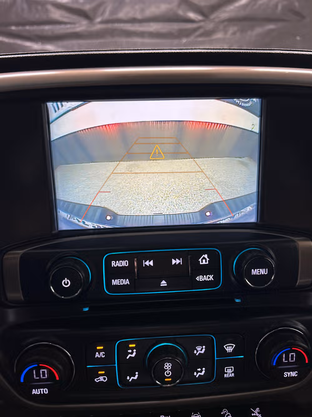2018 GMC Sierra 1500 Denali Crew Cab Image 16