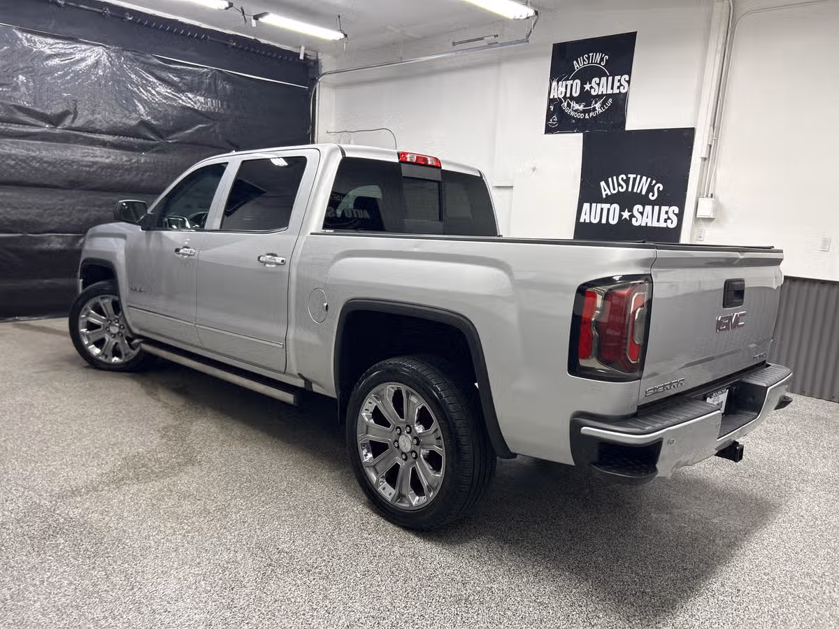 2018 GMC Sierra 1500 Denali Crew Cab Image 4