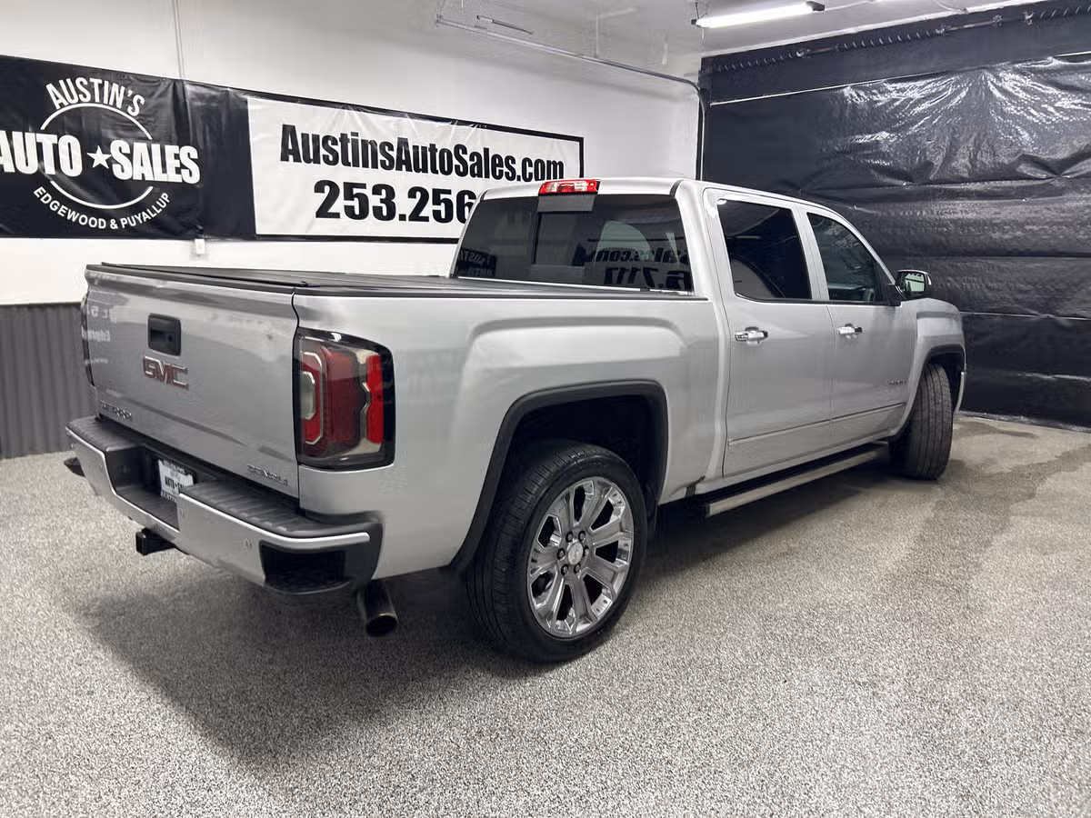 2018 GMC Sierra 1500 Denali Crew Cab Image 6
