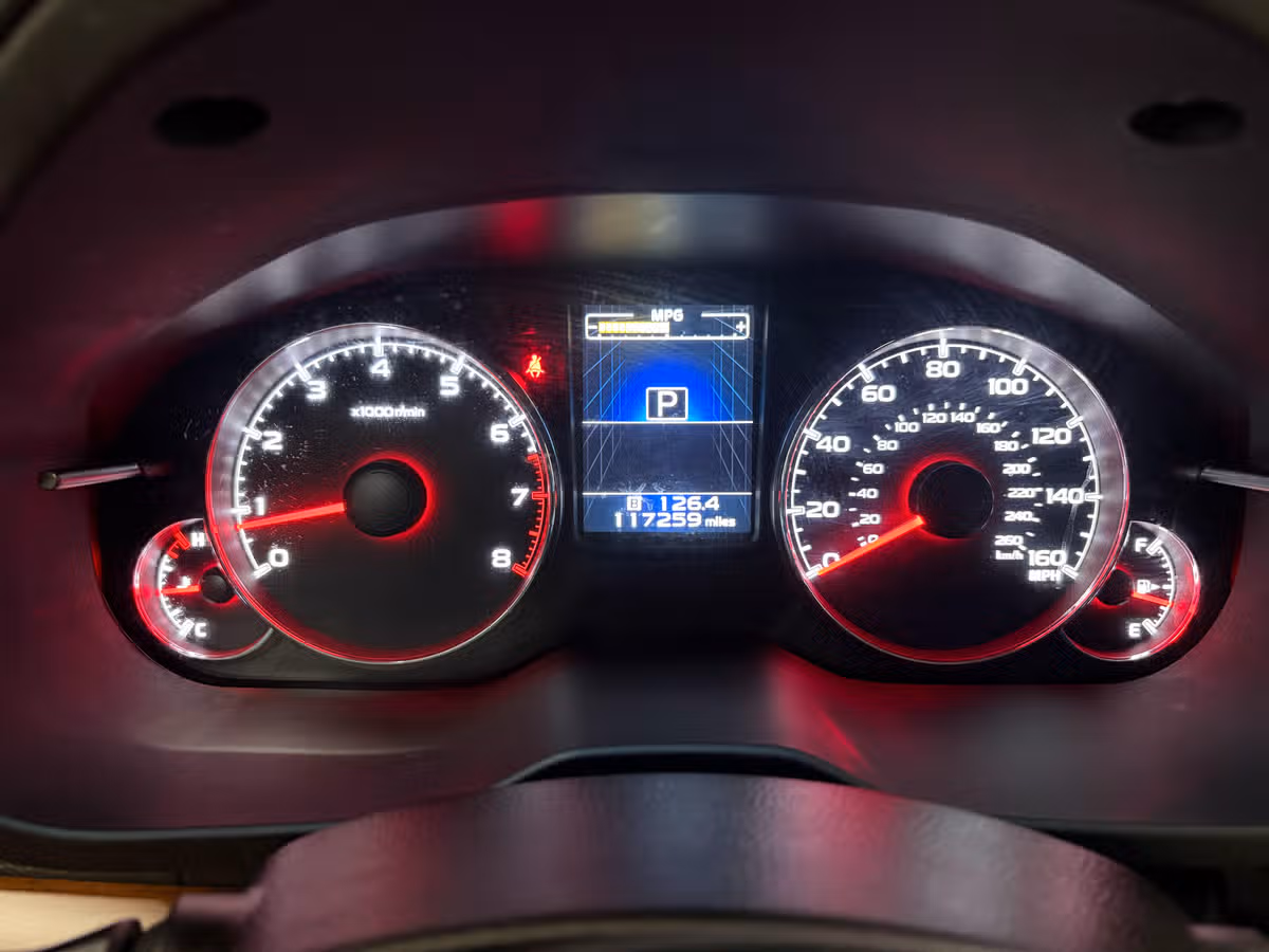 2013 Subaru Outback 3.6R Limited Crossover Image 12
