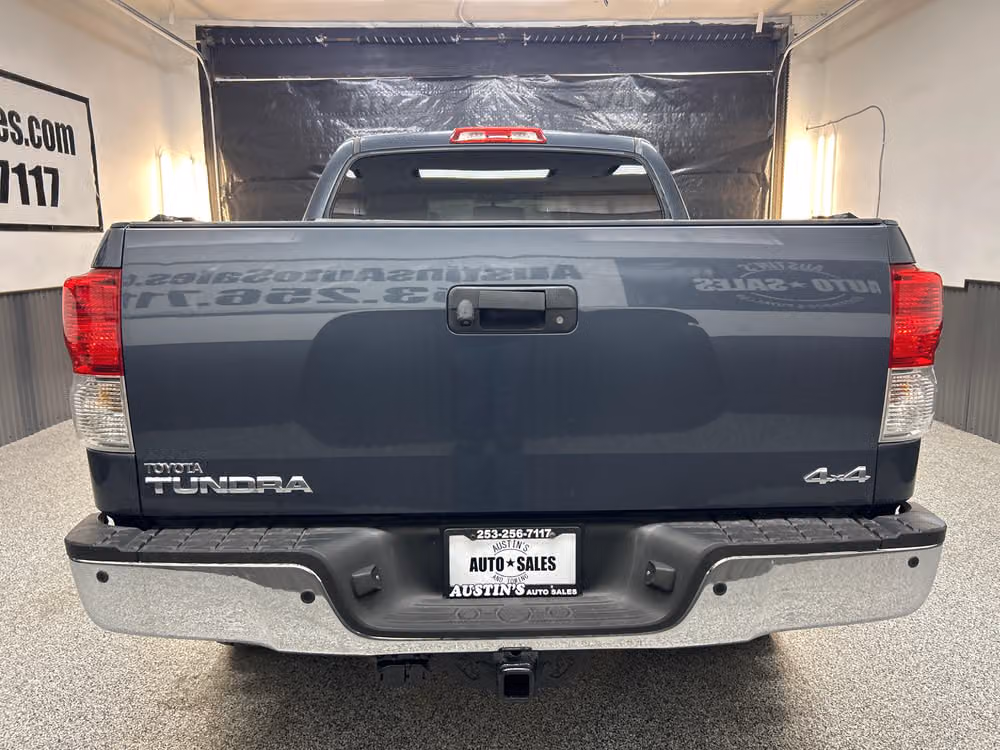 2010 Toyota Tundra Limited CrewMax Lower Image 3