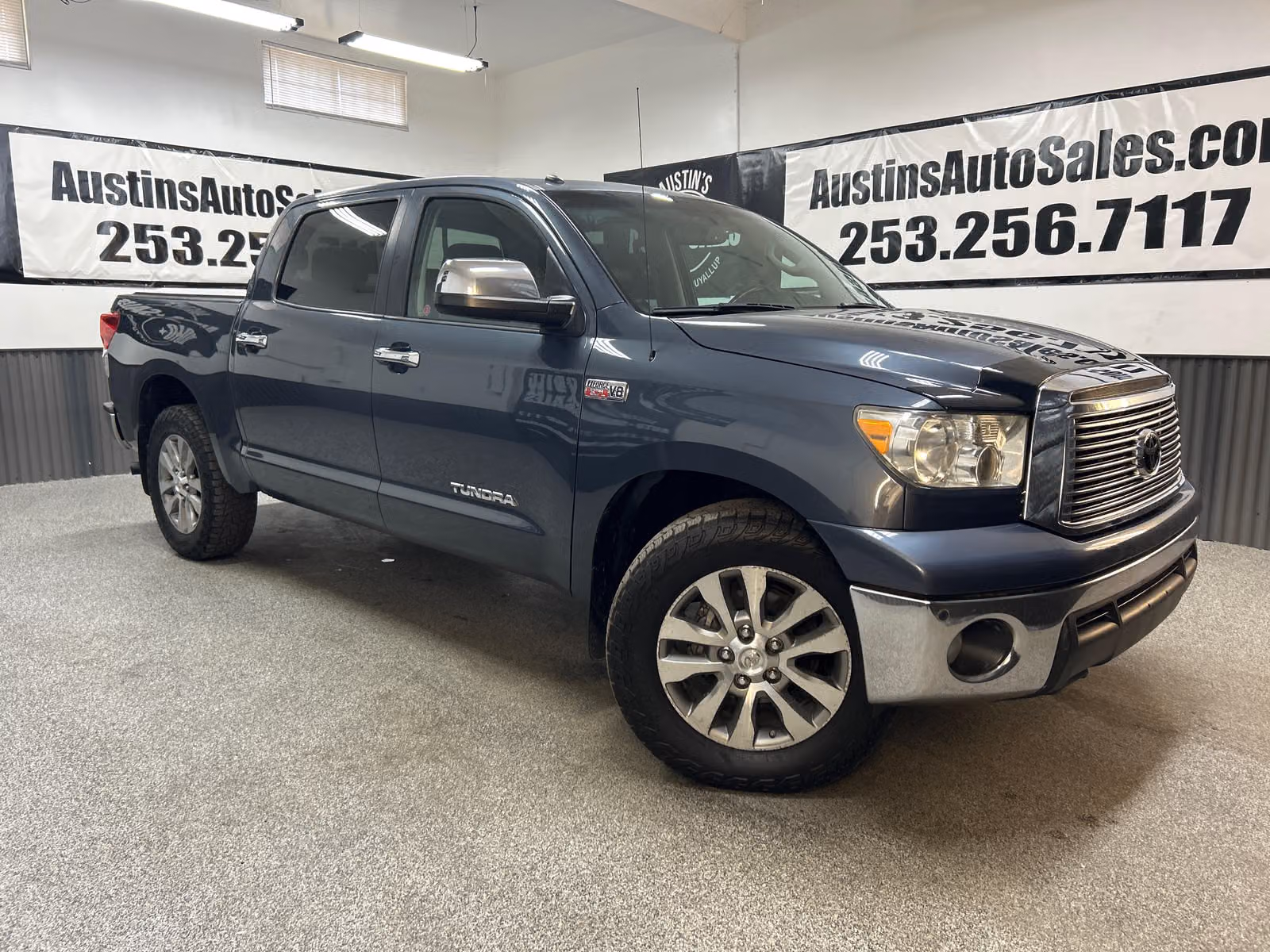 2010 Toyota Tundra Limited CrewMax Upper Image 1