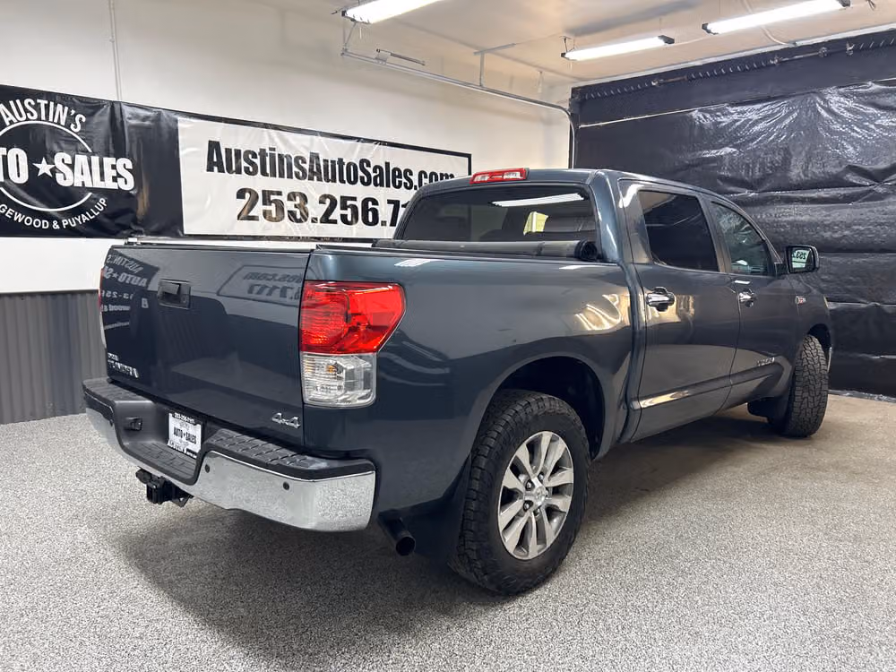 2010 Toyota Tundra Limited CrewMax Image 6