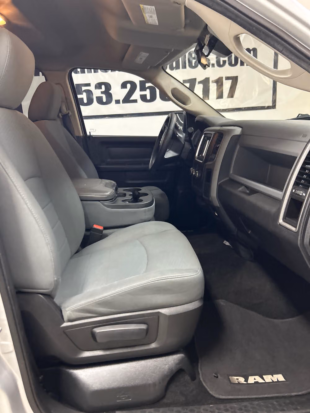 2013 Ram 1500 Express Crew Cab Image 13