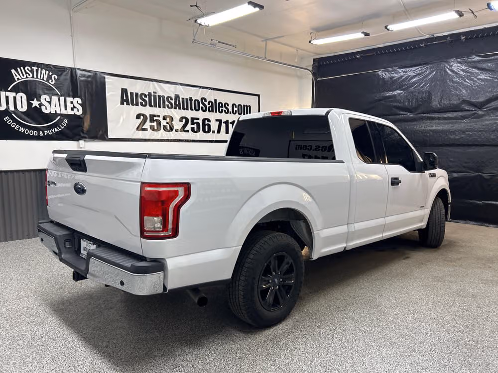 2015 Ford F-150 XLT SuperCab Image 6
