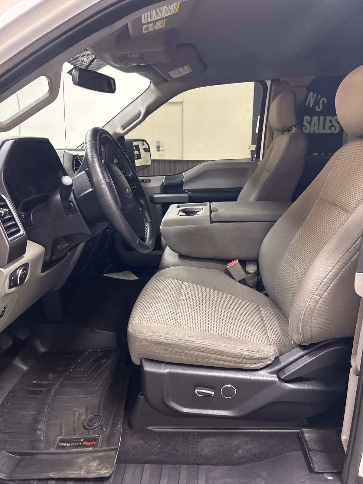 2015 Ford F-150 XLT SuperCab Image 8