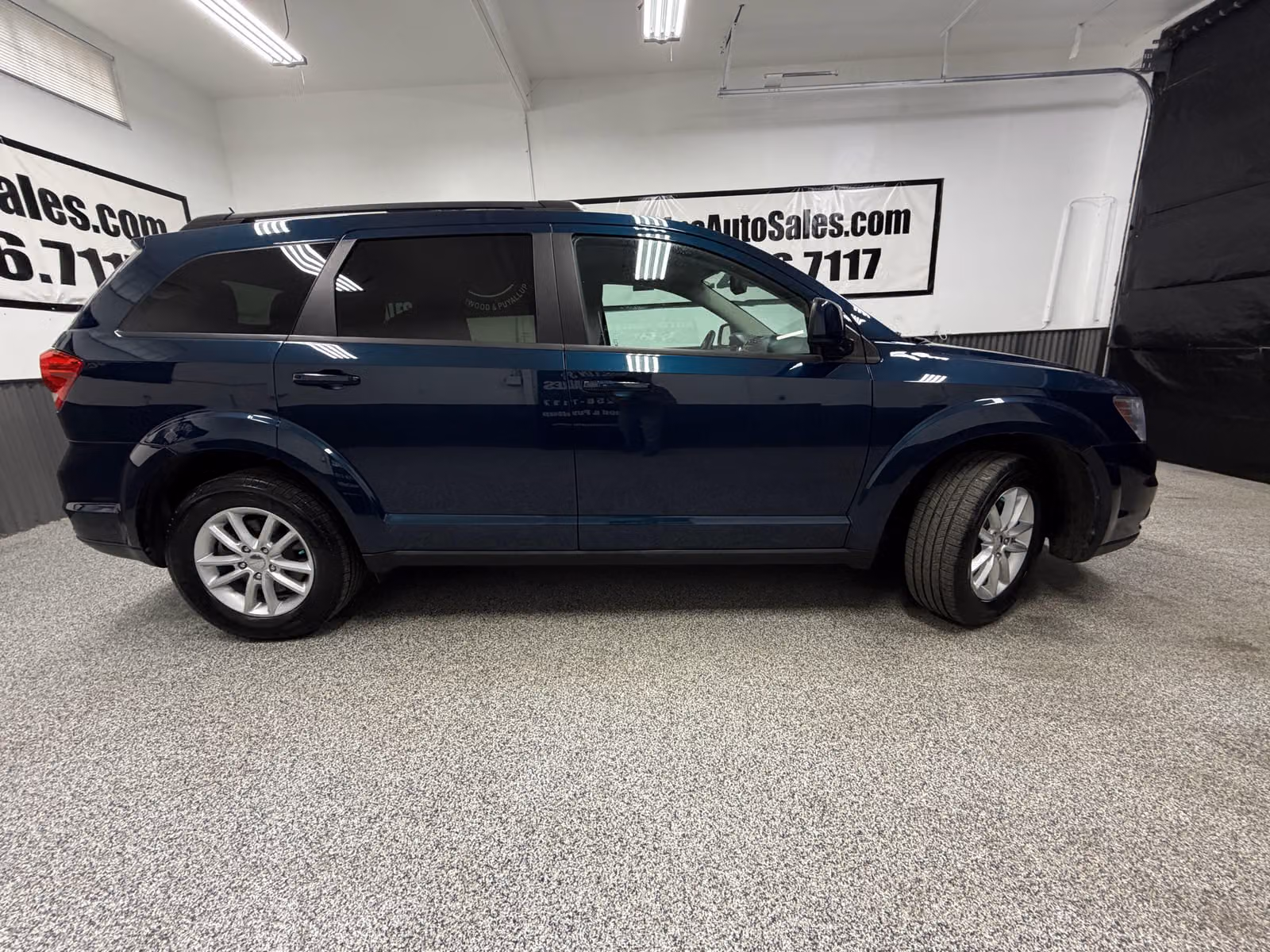 2014 Dodge Journey SXT Upper Image 2