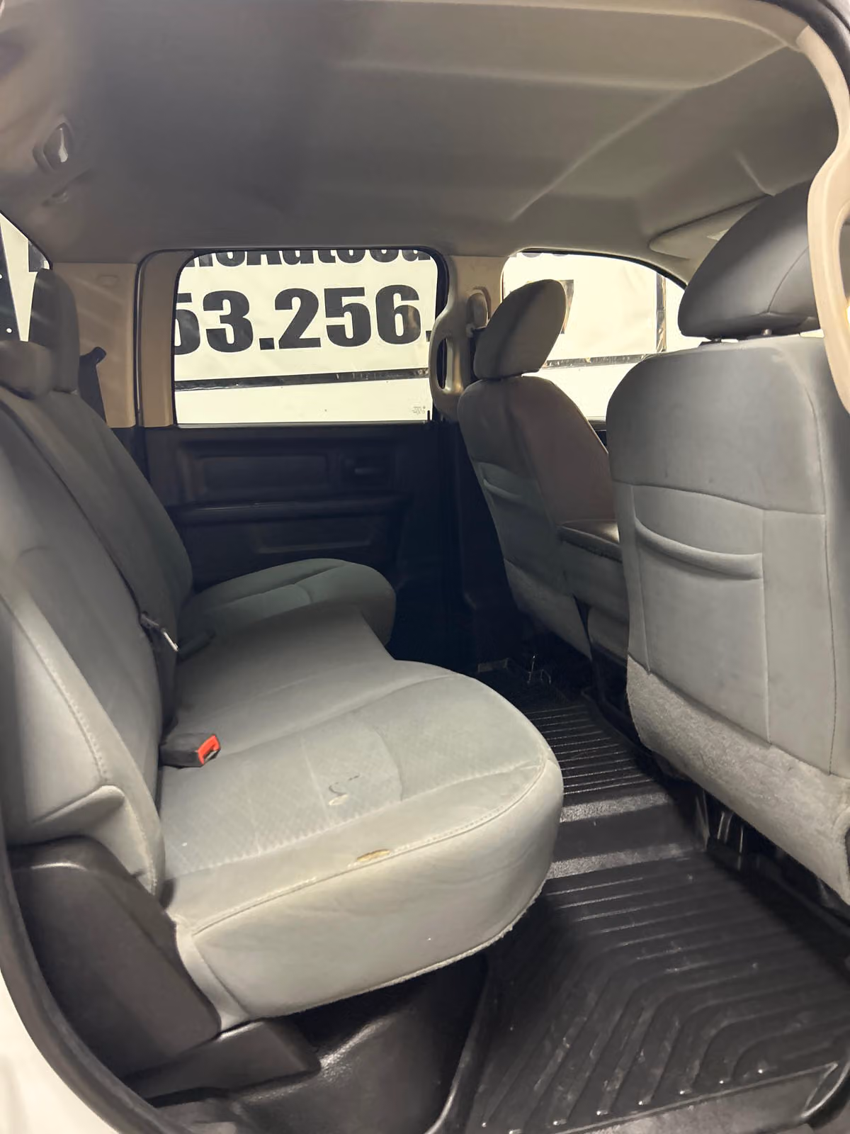 2013 Ram 3500 Tradesman Chassis Crew Cab Image 11