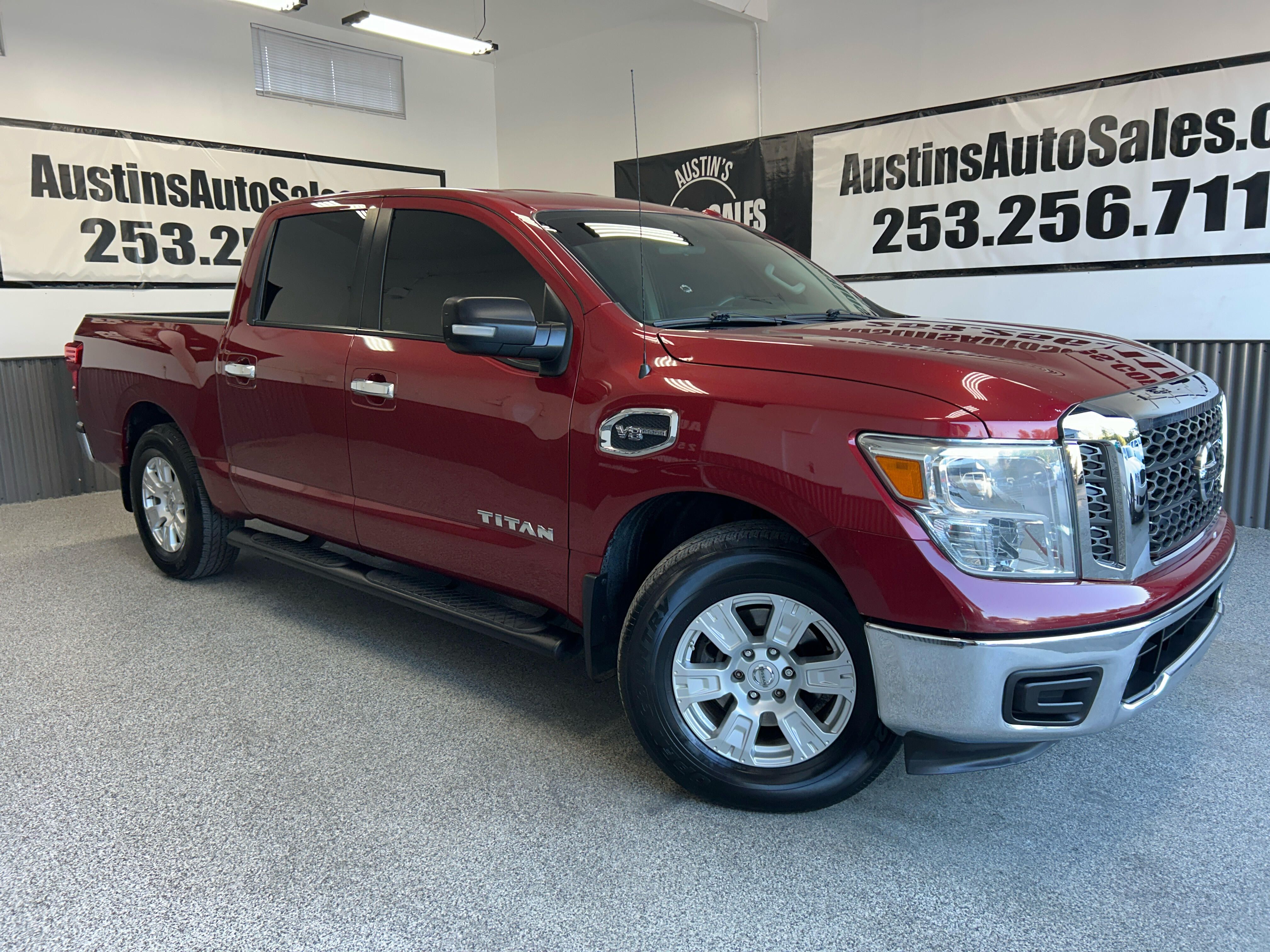 2017 Nissan Titan SV