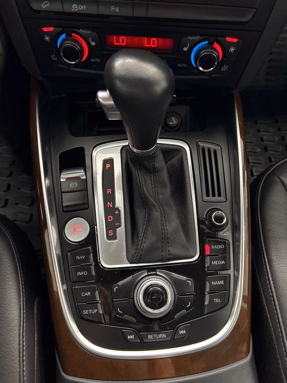 2012 Audi Q5 2.0T quattro Premium Plus Image 15