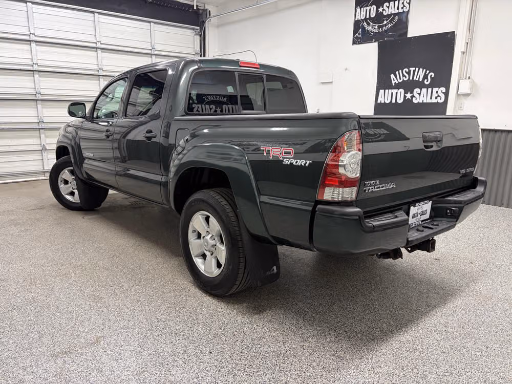 2010 Toyota Tacoma V6 Double Cab Image 8