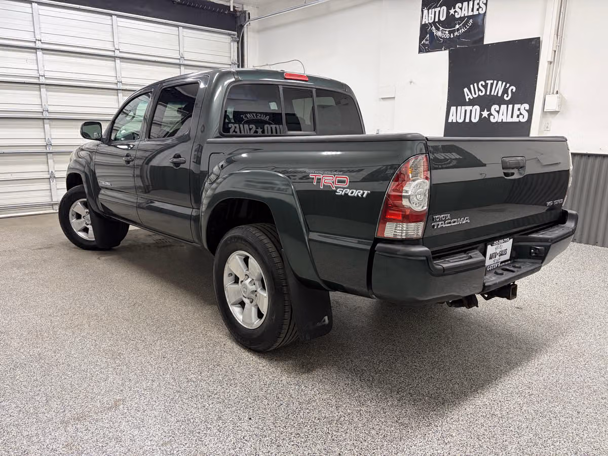 2010 Toyota Tacoma V6 Double Cab Image 8
