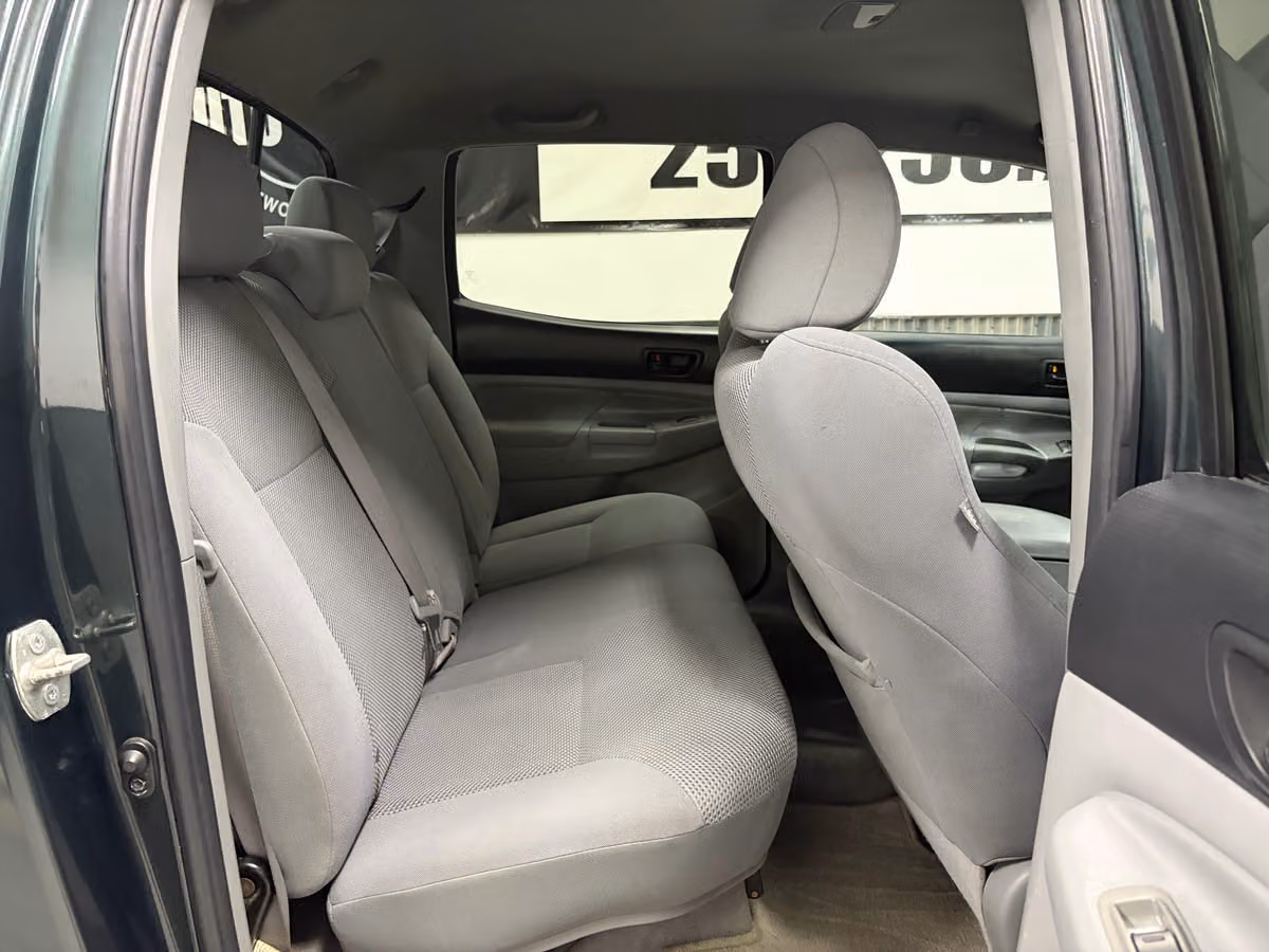 2010 Toyota Tacoma V6 Double Cab Image 20