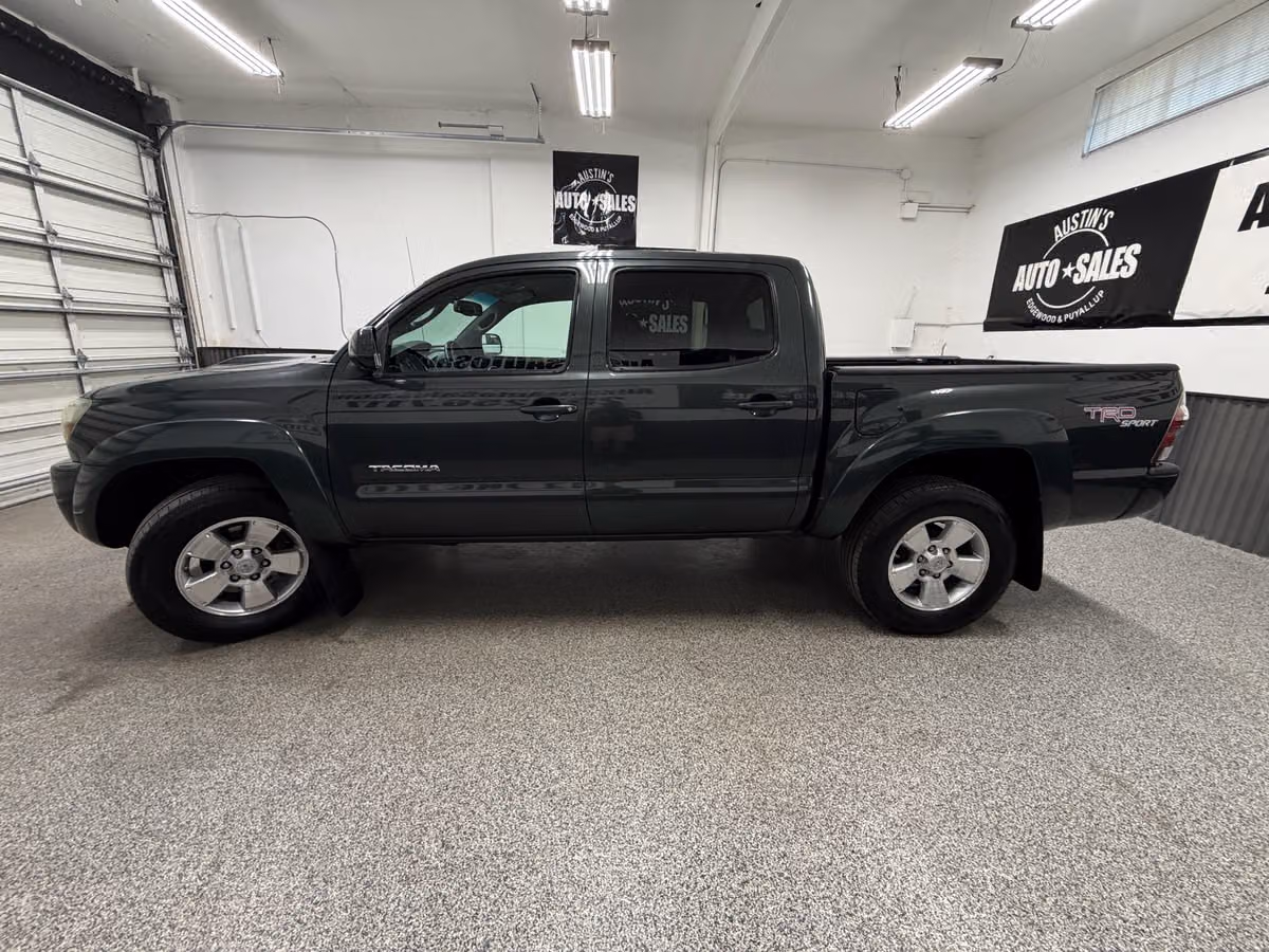 2010 Toyota Tacoma V6 Double Cab Image 7
